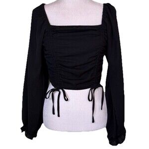Women's Black Coquette Ruched Smocked Square Neck Puff Sleeve Cropped Top M?